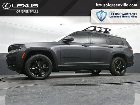 Used 2022 Jeep Grand Cherokee L Laredo image 16
