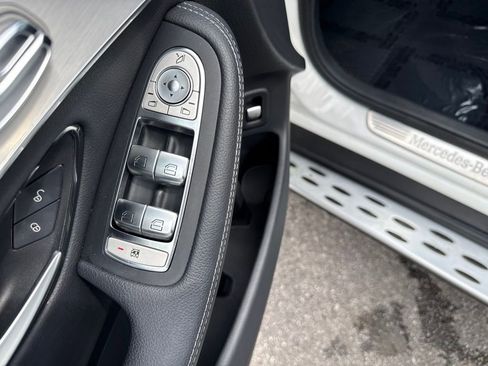 Used 2019 Mercedes-Benz GLC 300 4MATIC Coupe image 11