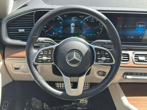 Certified 2023 Mercedes-Benz GLS 450 4MATIC image 12
