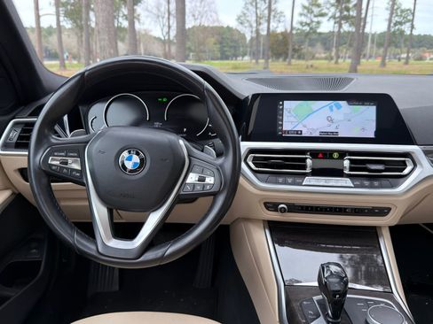 Used 2020 BMW 330i Sedan image 3