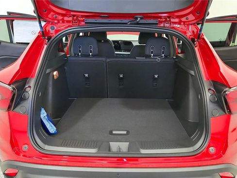 New 2026 Chevrolet Trax RS w/ Driver Confidence Package FWD image 19