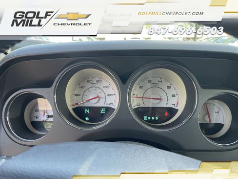 Used 2011 Dodge Challenger RWD image 18