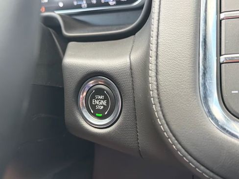 Used 2023 GMC Yukon SLE AWD/4WD image 18