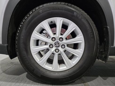 Used 2026 Toyota Grand Highlander XLE image 22