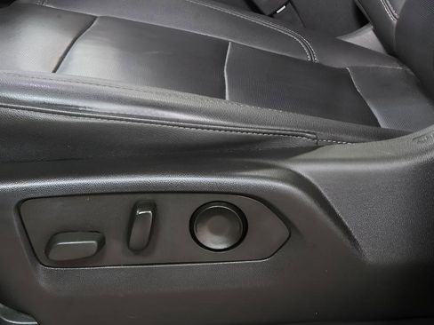 Used 2022 GMC Sierra 1500 SLT w/ SLT Convenience Package image 21