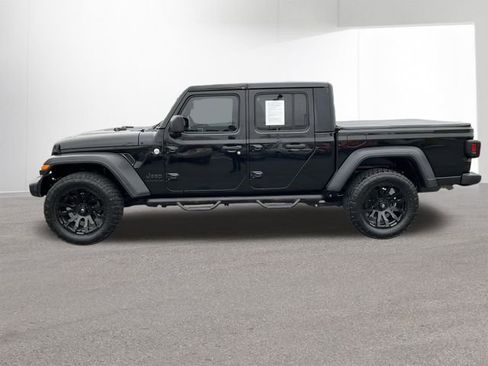 Used 2020 Jeep Gladiator Sport w/ Quick Order Package 24S image 5