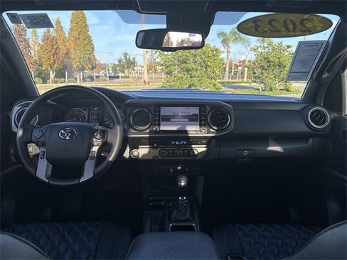 Used 2023 Toyota Tacoma TRD Sport image 15