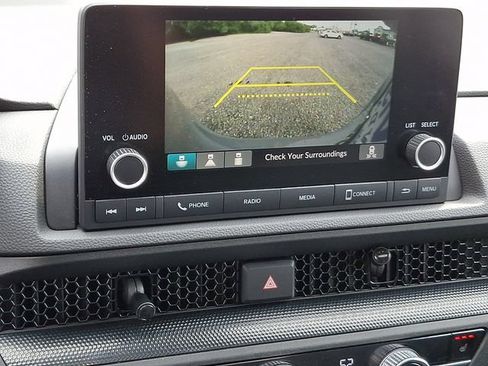 Used 2023 Honda CR-V EX image 18
