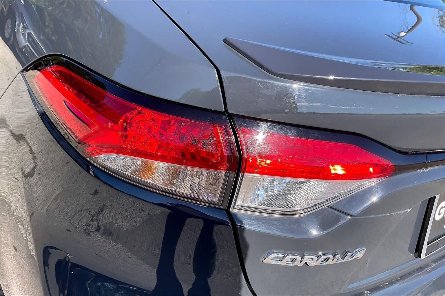 Used 2025 Toyota Corolla SE FWD image 28