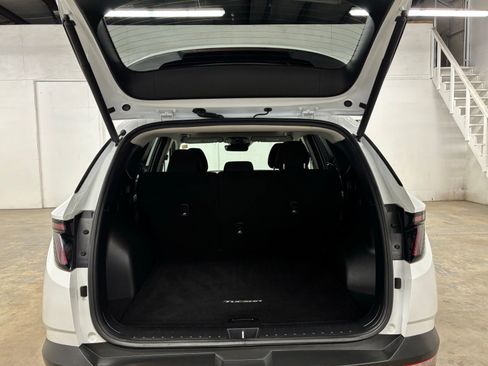 Certified 2022 Hyundai Tucson SEL w/ Convenience Package FWD image 23