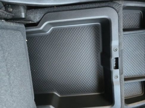 Used 2021 RAM 1500 Laramie image 17