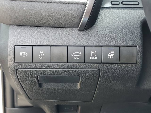 Used 2024 Toyota Camry SE FWD image 14
