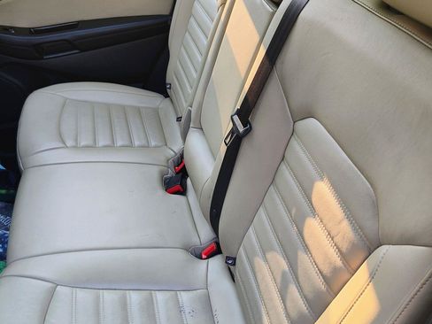 Used 2015 Ford Edge SEL w/ Equipment Group 201A AWD/4WD image 7