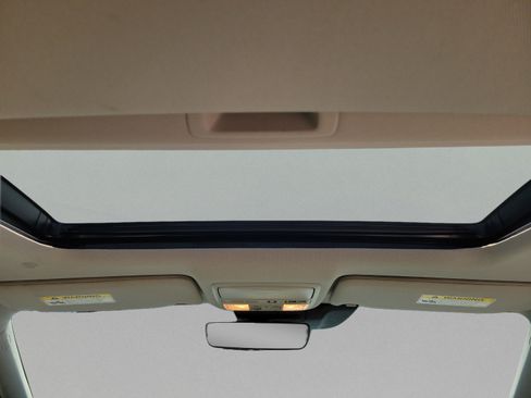 Used 2022 Honda Accord Touring image 11
