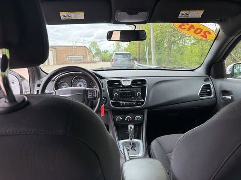 Used 2013 Chrysler 200 LX FWD image 16