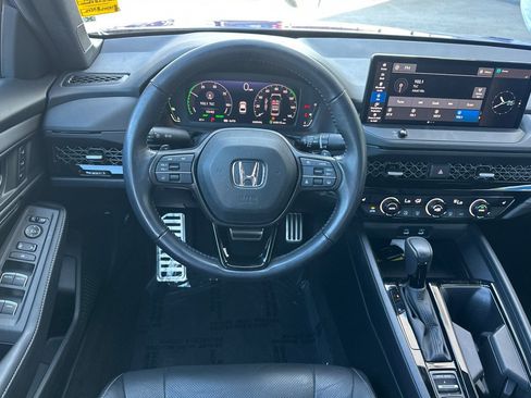 Used 2023 Honda Accord Sport image 17