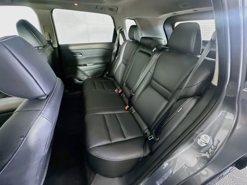 Used 2023 Nissan Rogue SL FWD image 28