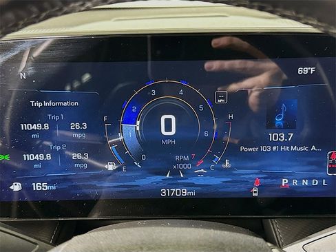 Used 2025 Chevrolet Equinox LT w/ Convenience Package II image 10