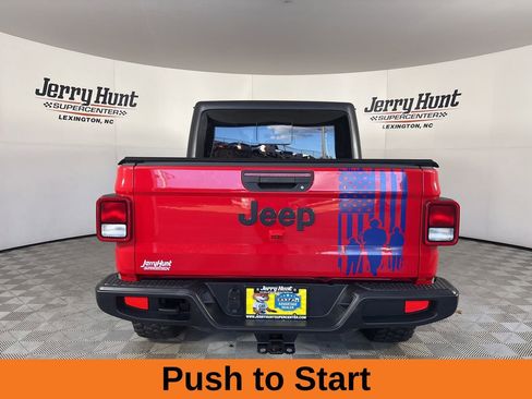 Used 2020 Jeep Gladiator Sport w/ Quick Order Package 24S image 7