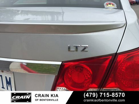 Used 2012 Chevrolet Cruze LTZ w/ RS Package FWD image 10