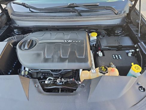 Used 2021 Jeep Cherokee Latitude Lux w/ Sun & Sound Group FWD image 31