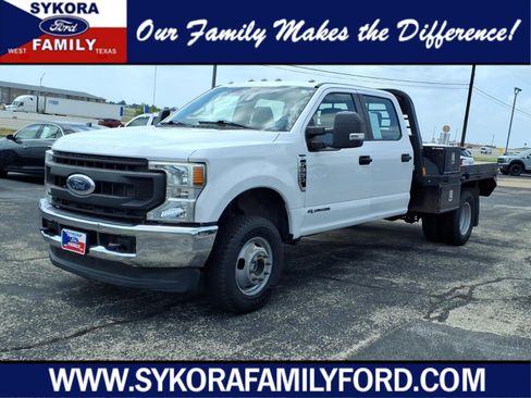 Used 2020 Ford F350 XL w/ Power Equipment Group AWD/4WD image 1