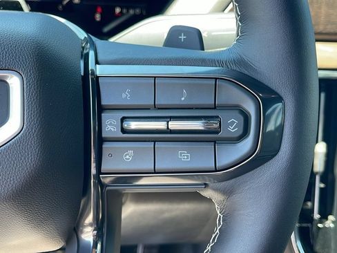 New 2026 GMC Yukon Denali Ultimate AWD/4WD image 27