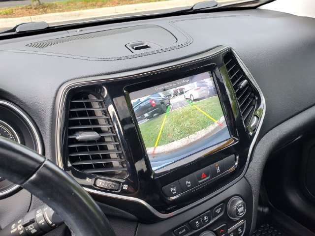 Used 2021 Jeep Cherokee Limited AWD/4WD image 28