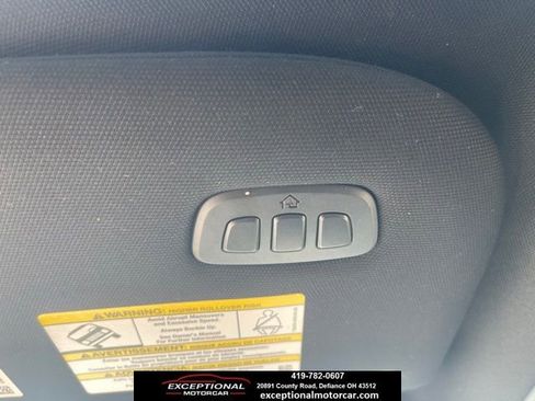 Used 2022 Ford F250 Lariat w/ Black Appearance Package image 20