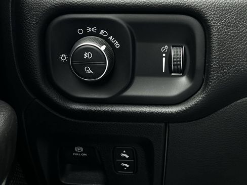 Used 2022 RAM 1500 Lone Star RWD image 25