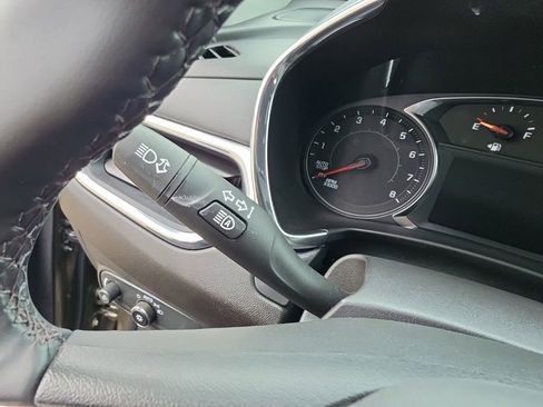 Used 2023 Chevrolet Equinox LT image 13