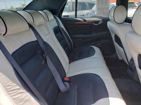 Used 2002 Cadillac De Ville w/ Comfort/Convenience Pkg FWD image 17