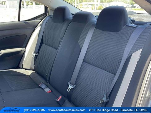 Used 2021 Nissan Versa SV image 19