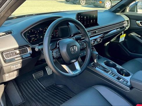 Used 2025 Honda Civic Sport image 12