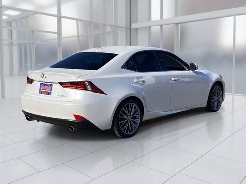 Used 2016 Lexus IS 200t image 6