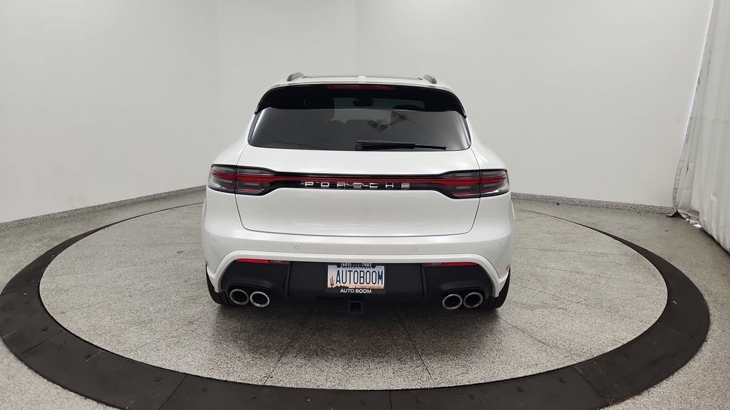 Used 2022 Porsche Macan AWD/4WD image 21