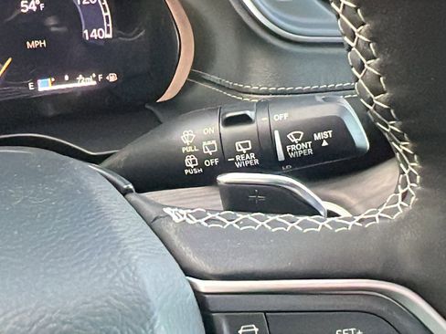 New 2025 Jeep Grand Cherokee Limited image 31