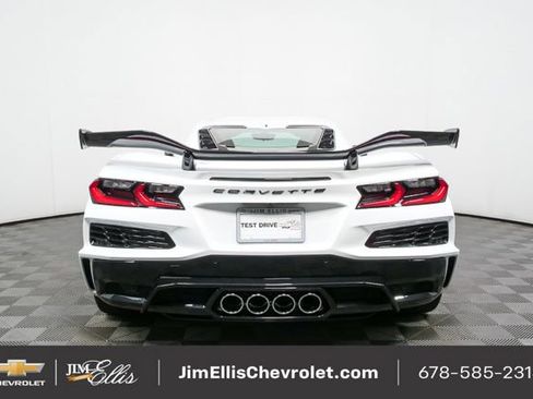 Used 2023 Chevrolet Corvette Z06 w/ Z07 Performance Package image 30