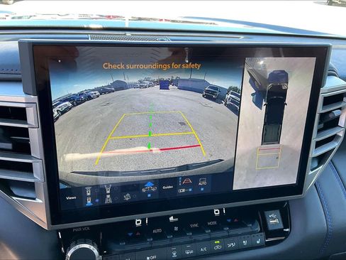 Used 2026 Toyota Tundra Platinum image 26