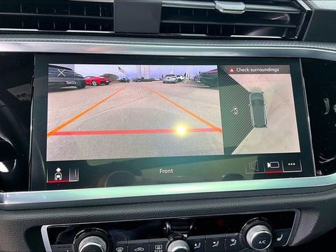 Used 2024 Audi Q3 2.0T Premium Plus w/ Premium Plus Package image 23