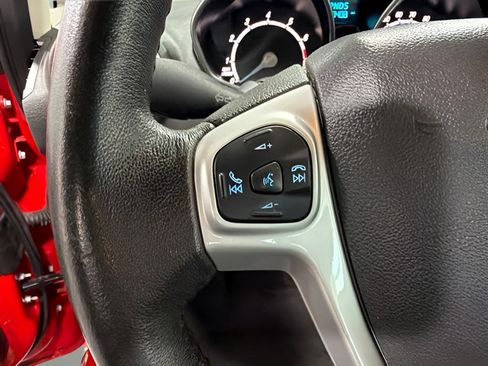 Used 2015 Ford Fiesta SE FWD image 16