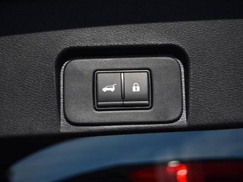 New 2026 Nissan Rogue SV image 25