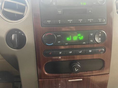 Used 2005 Ford F150 Lariat AWD/4WD image 31