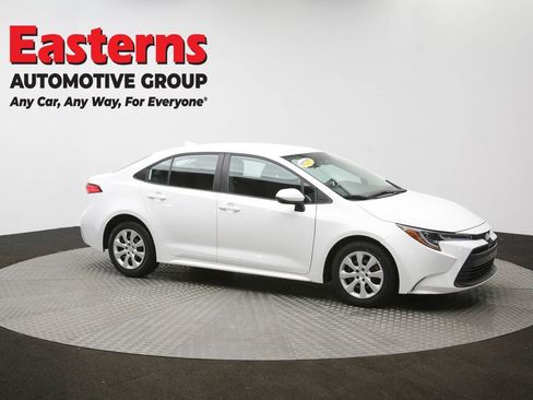 Used 2024 Toyota Corolla LE image 46