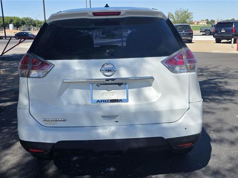 Used 2016 Nissan Rogue S FWD image 7
