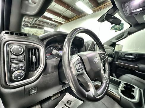 Used 2019 Chevrolet Silverado 1500 LT Trail Boss AWD/4WD image 10