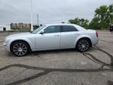 Used 2010 Chrysler 300 S image 4