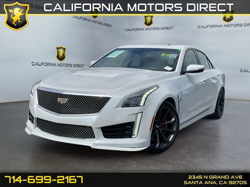 Used 2018 Cadillac CTS V w/ Luxury Package RWD image 1
