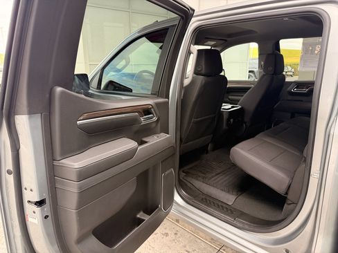 Used 2024 Chevrolet Silverado 1500 RST w/ Convenience Package II AWD/4WD image 26