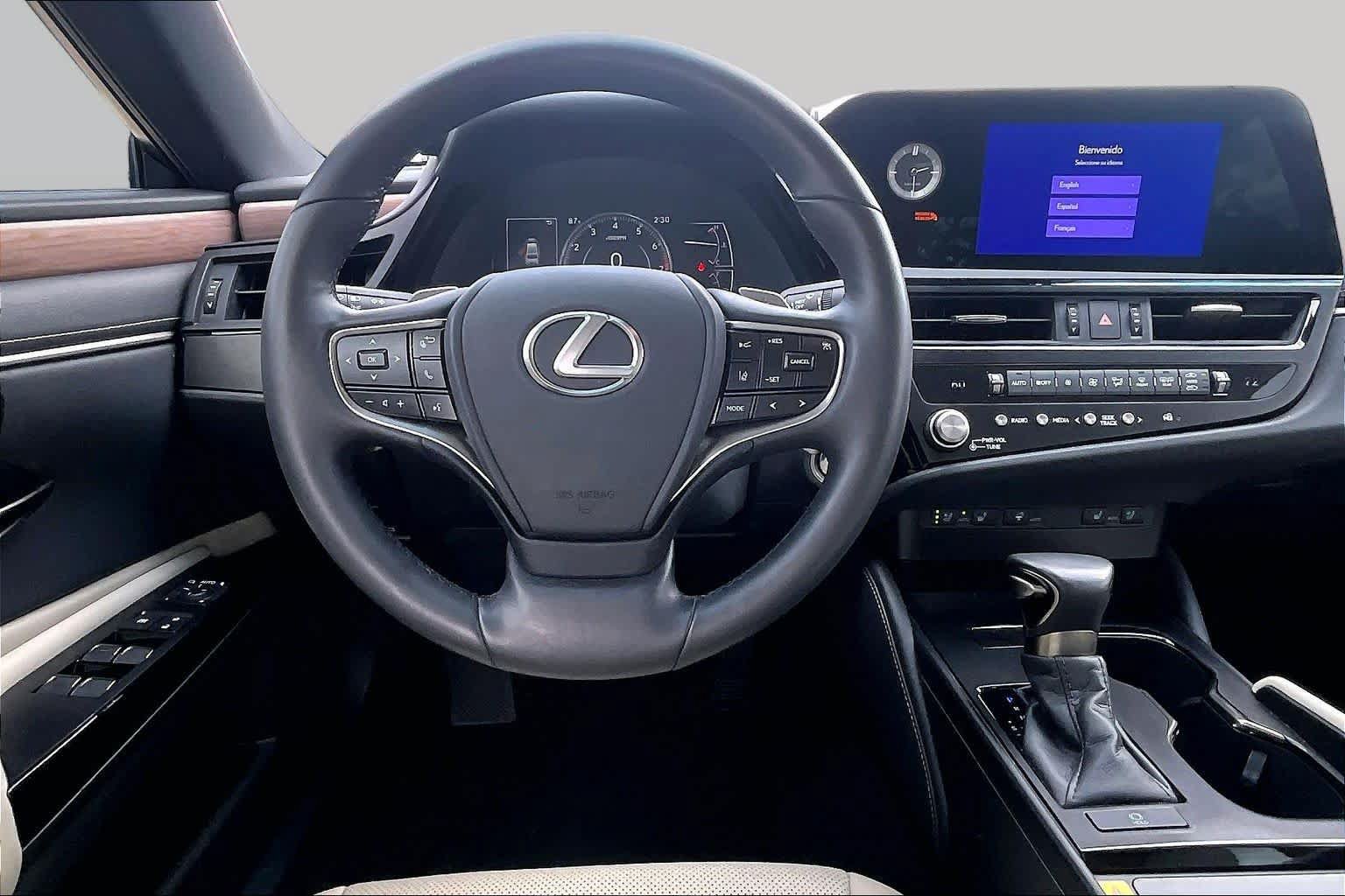 Used 2025 Lexus ES 350 w/ Premium Package FWD image 6